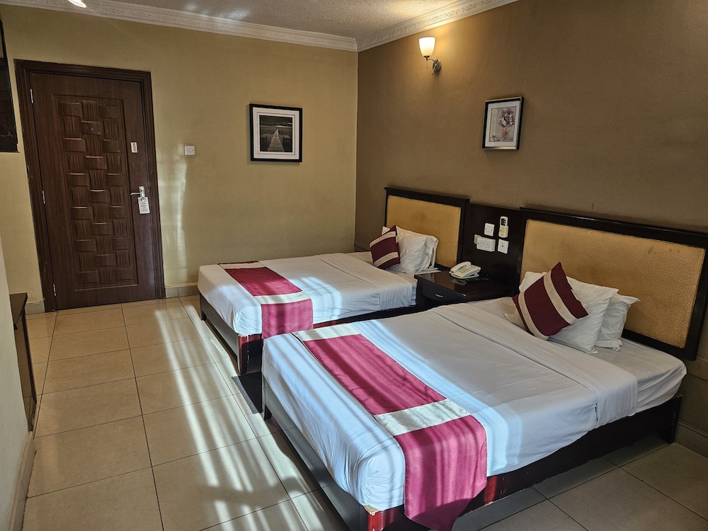 bridgeview hotel and conference centre