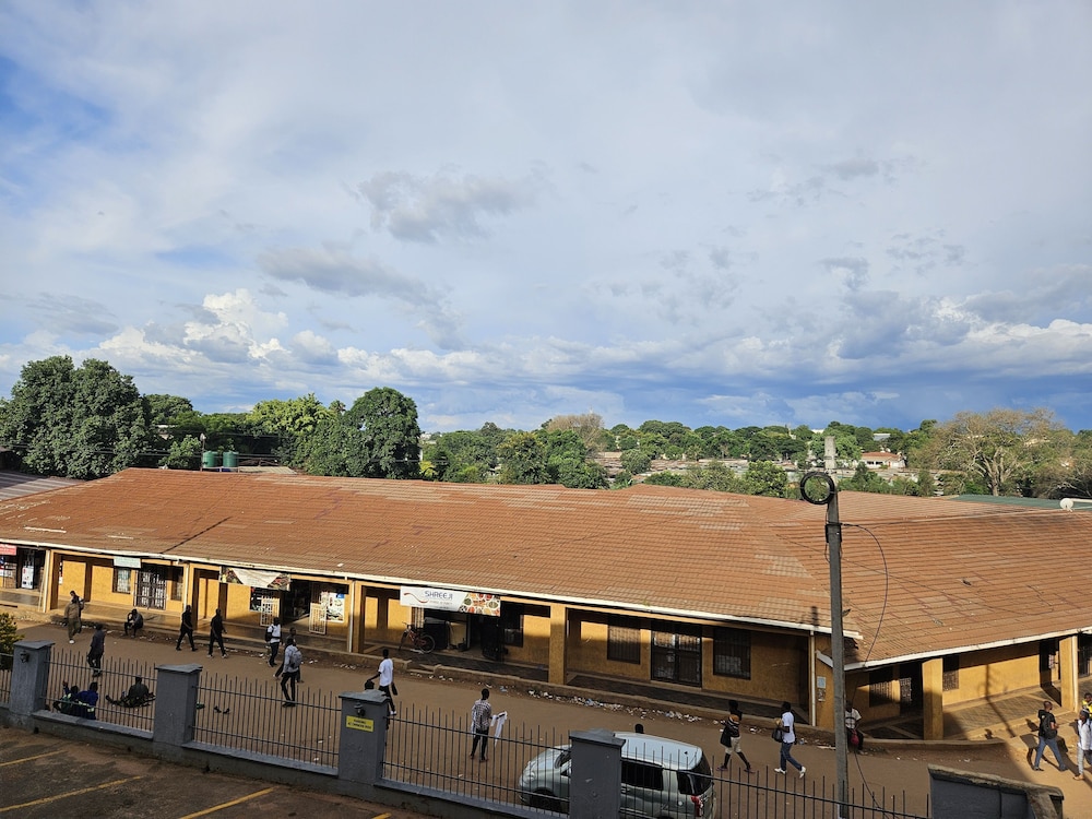 bridgeview hotel and conference centre