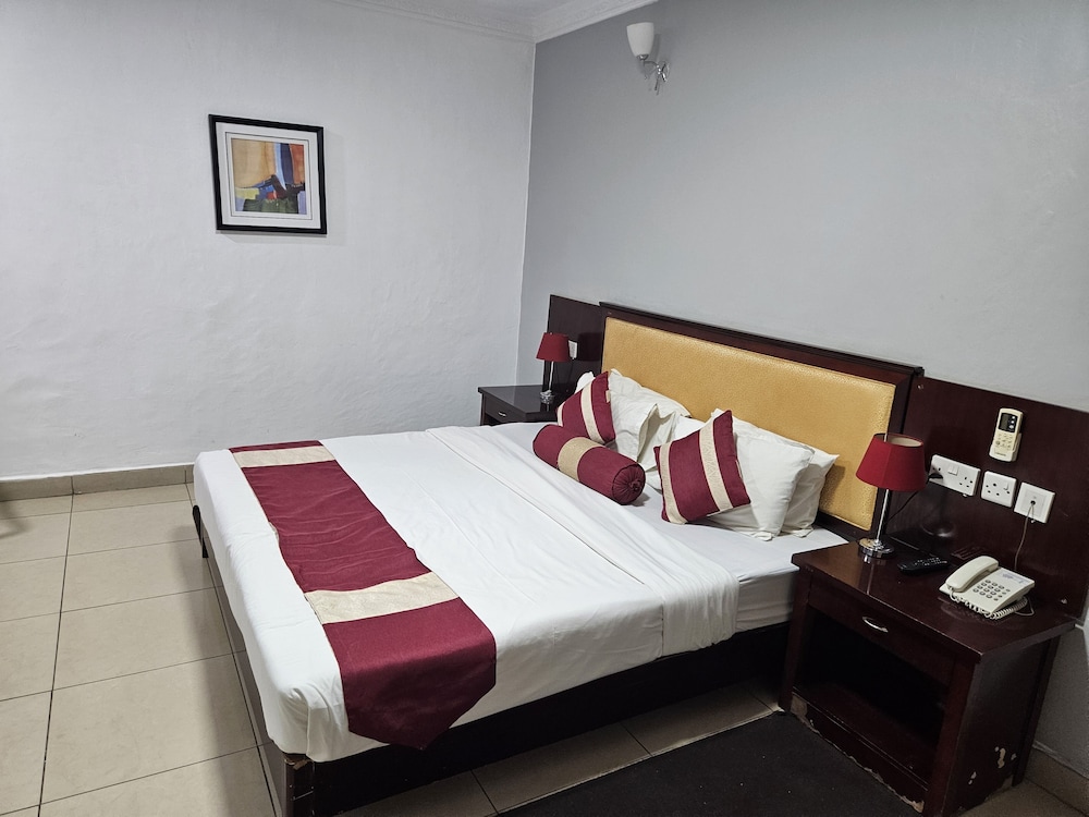 bridgeview hotel and conference centre