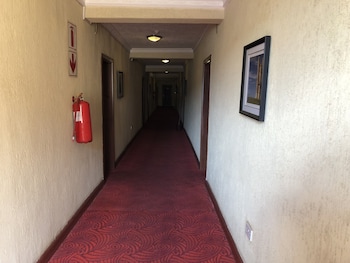 bridgeview hotel and conference centre