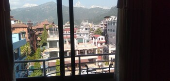 hotel crystal palace