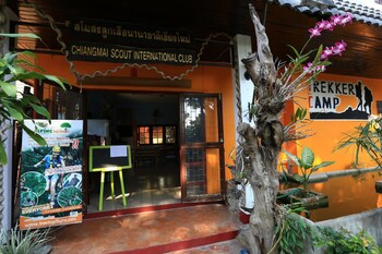 trekker camp chiang mai hostel