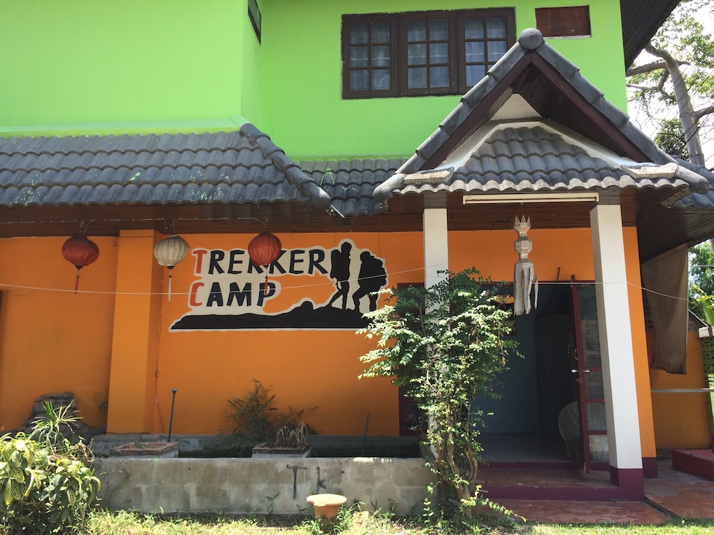 trekker camp chiang mai hostel