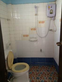 trekker camp chiang mai hostel