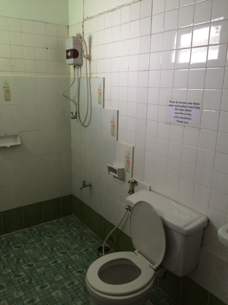 trekker camp chiang mai hostel