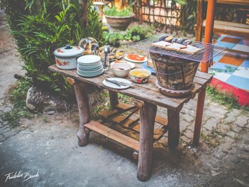 trekker camp chiang mai hostel