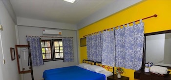 trekker camp chiang mai hostel