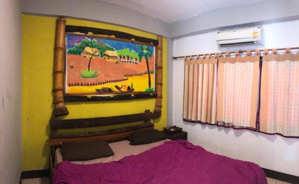 trekker camp chiang mai hostel