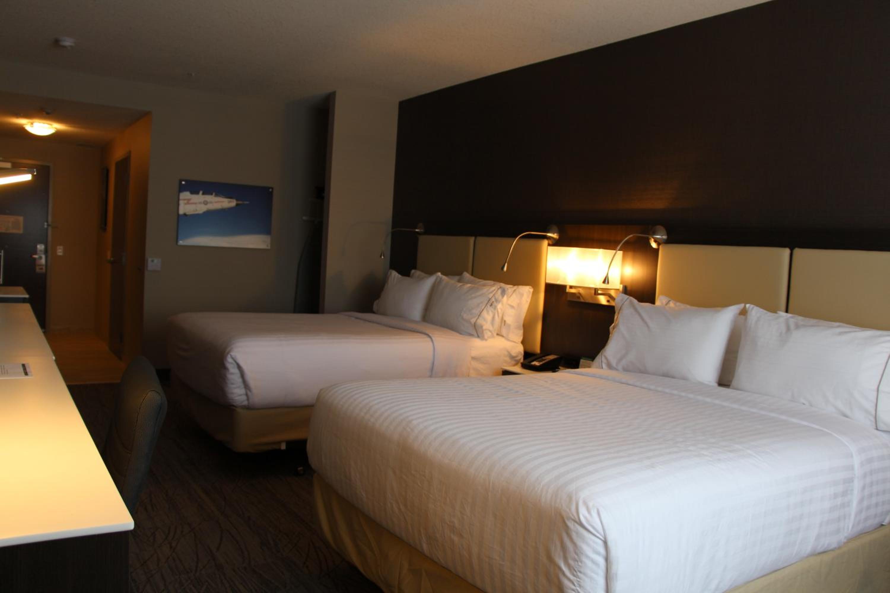 holiday inn express and suites cold lake by ihg