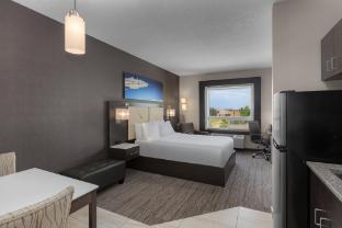 holiday inn express and suites cold lake by ihg