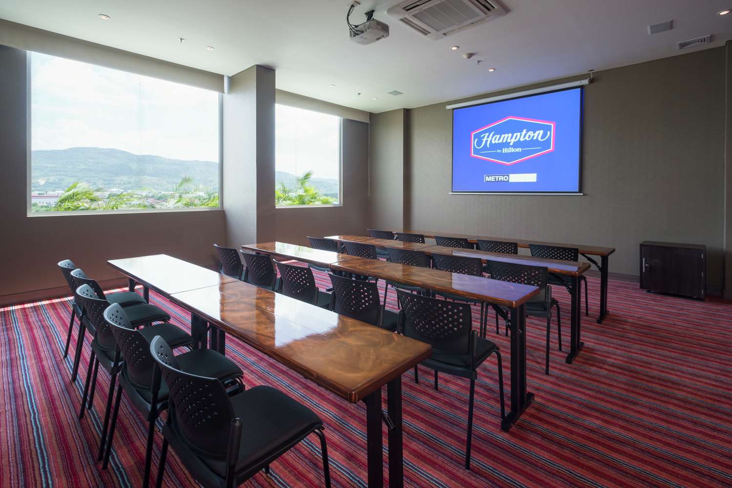 hampton by hilton yopal
