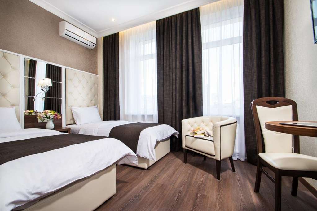 bonapart hotel