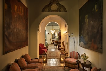 hotel las casas de el arenal by casas y palacios