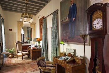 hotel las casas de el arenal by casas y palacios