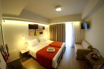 aura boutique hotel