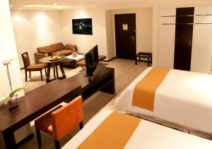 mercure alameda quito