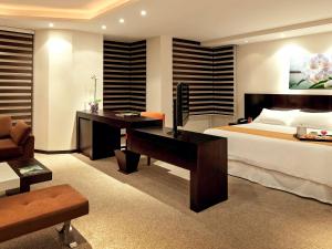 mercure alameda quito