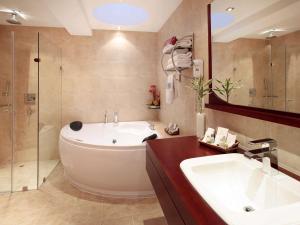 mercure alameda quito