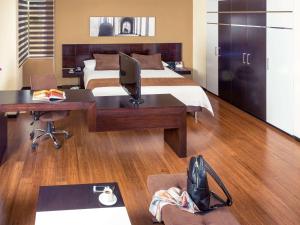 mercure alameda quito