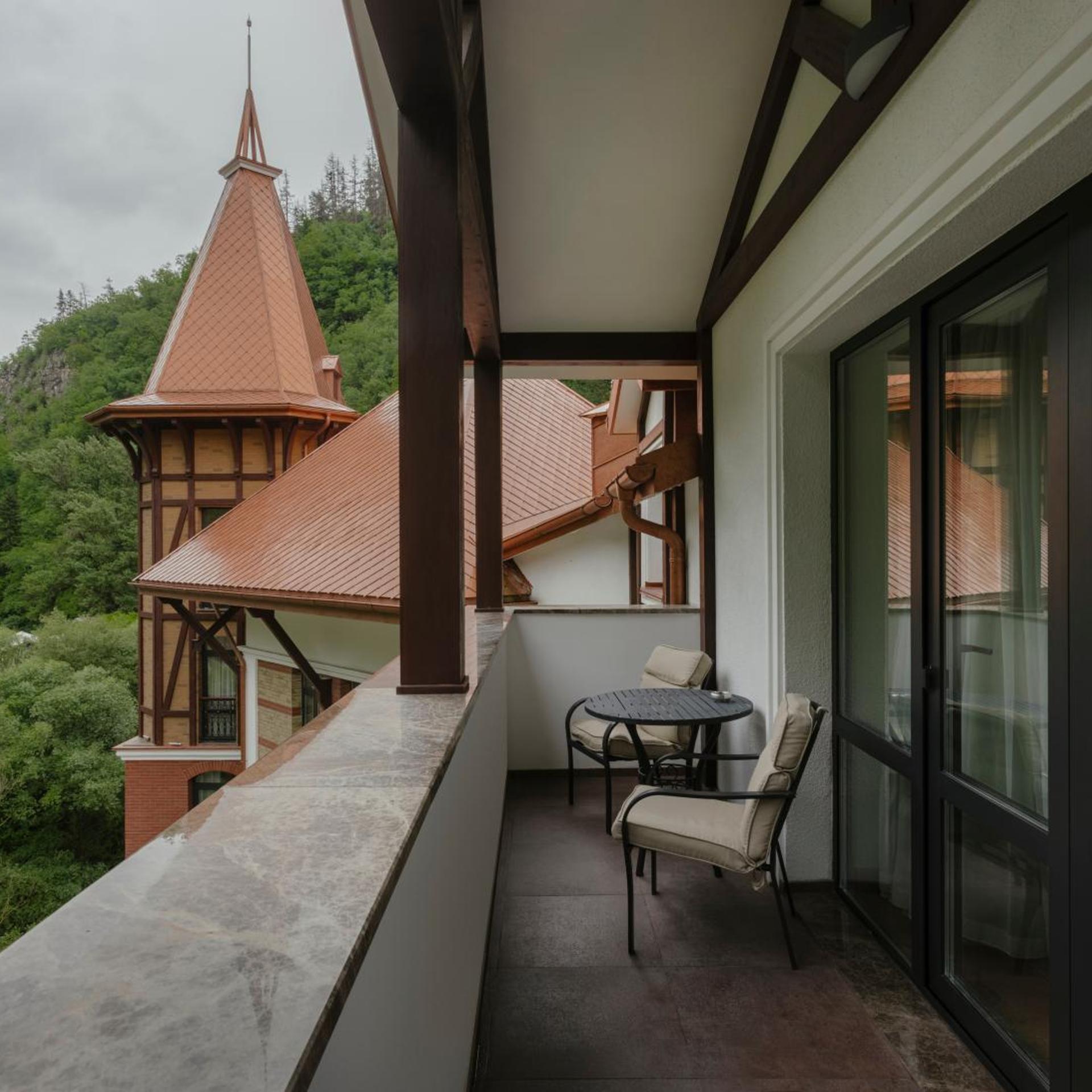 crowne plaza borjomi by ihg