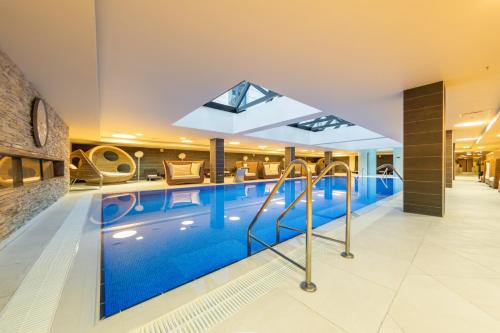 crowne plaza borjomi by ihg