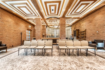 Crowne Plaza Borjomi By Ihg,Baratashvili St 9,5 star