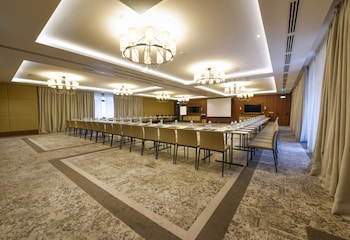 Crowne Plaza Borjomi By Ihg,Baratashvili St 9,5 star