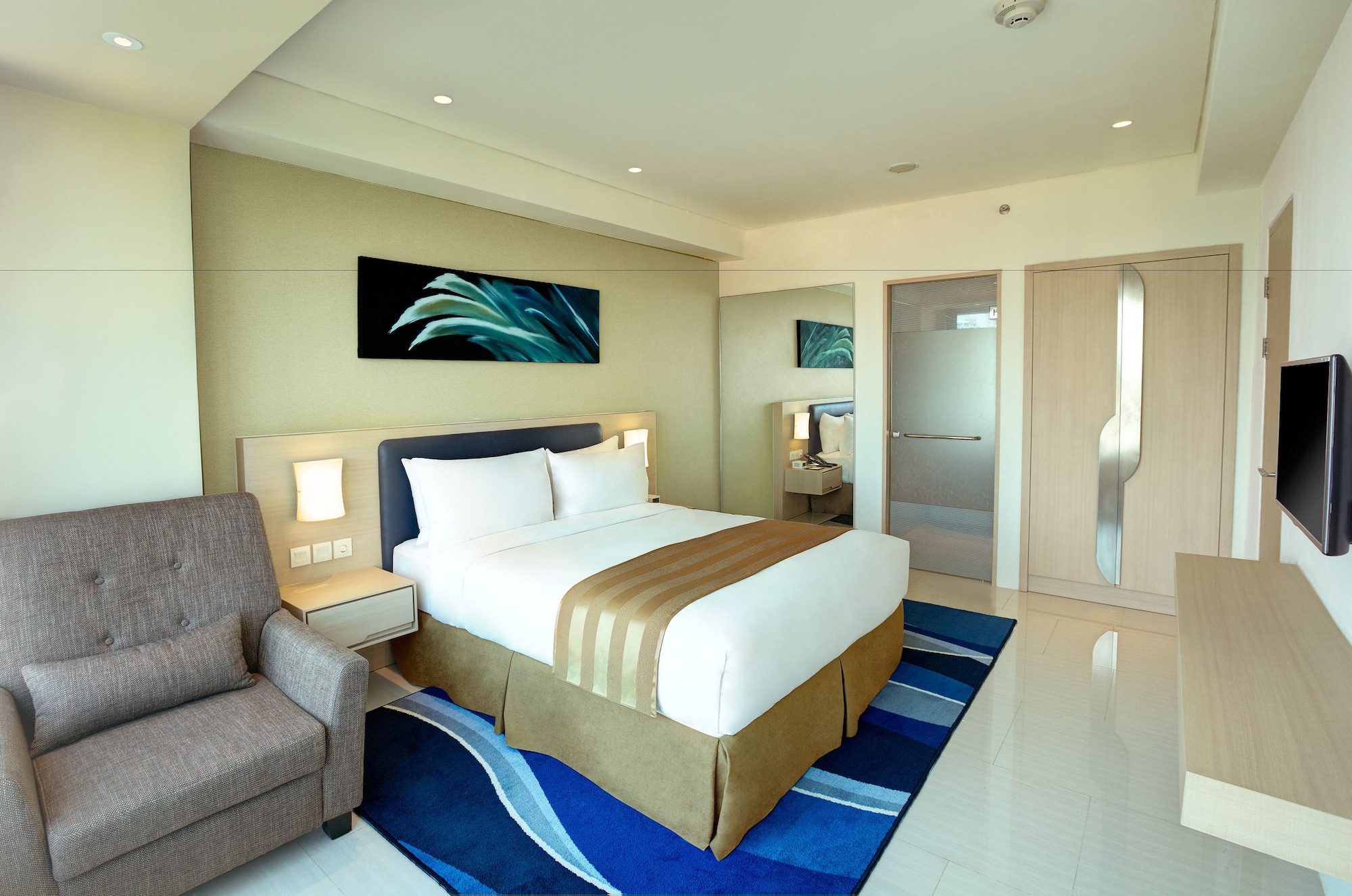 holiday inn express jakarta international expo by ihg