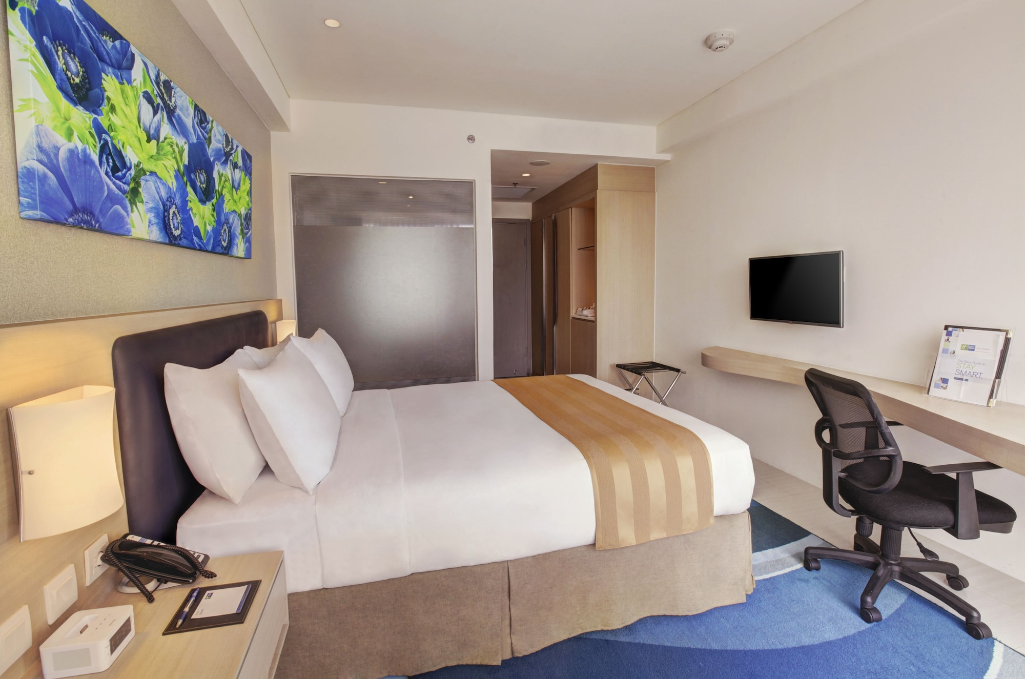 holiday inn express jakarta international expo by ihg