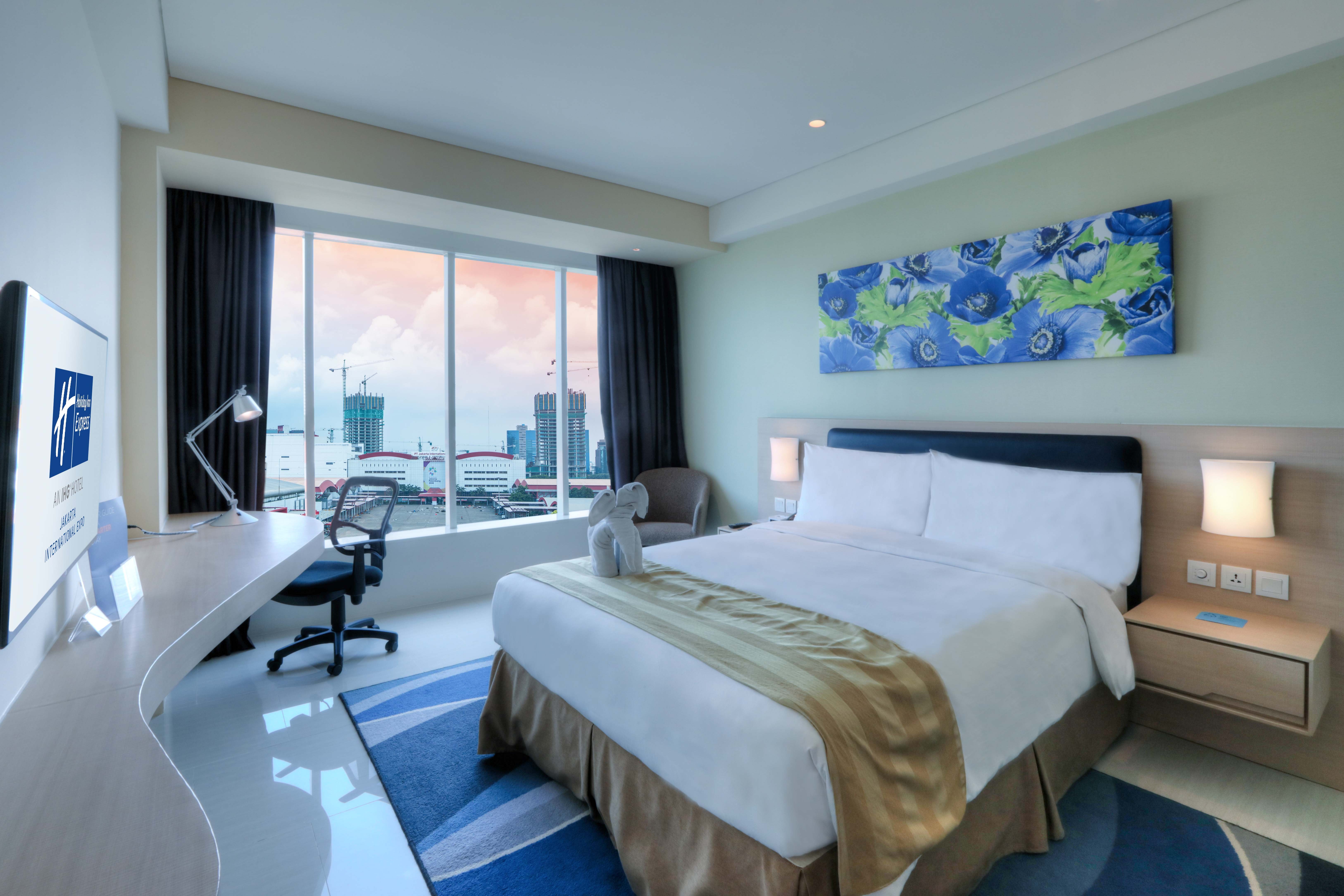 holiday inn express jakarta international expo by ihg