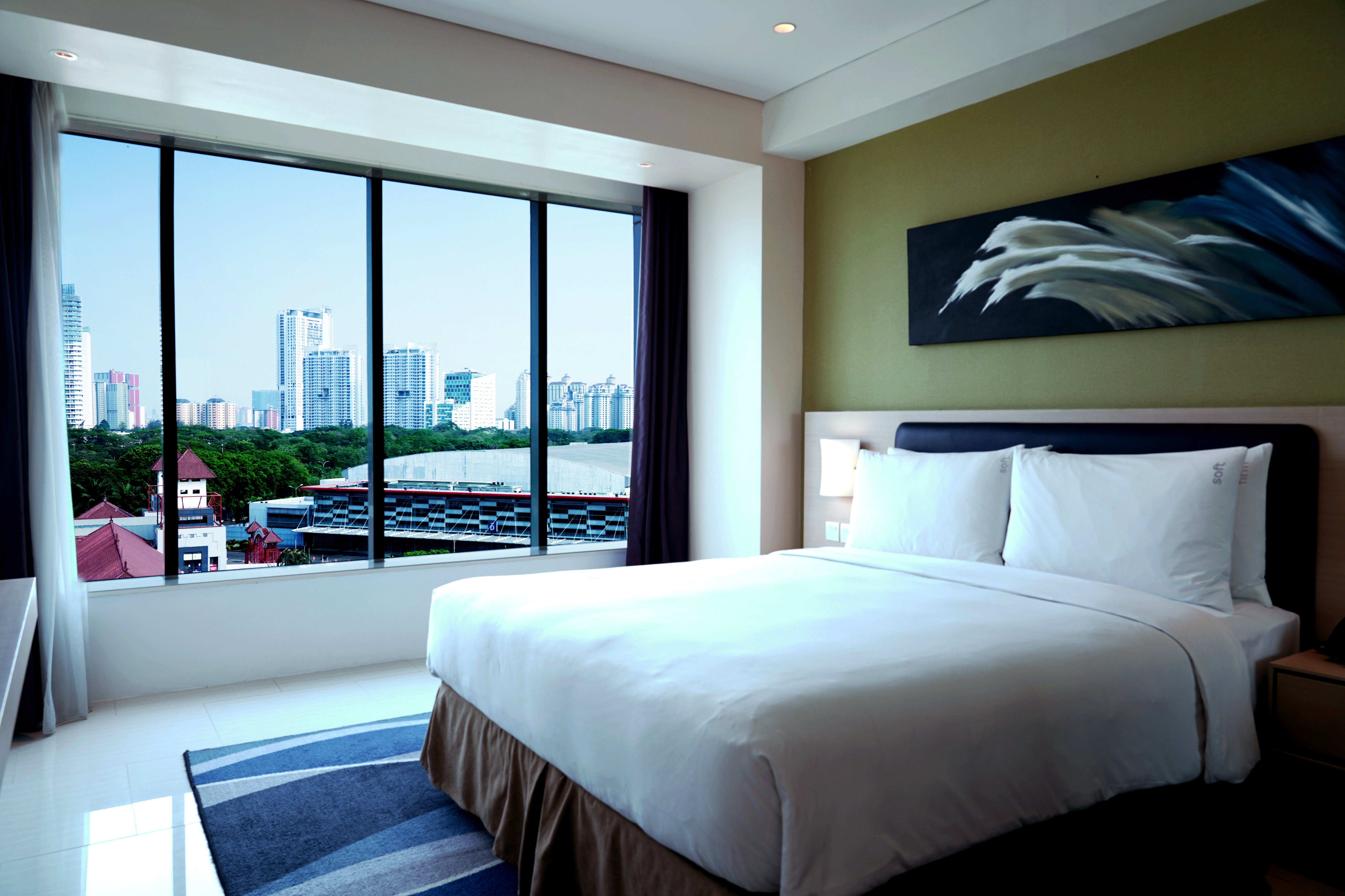 holiday inn express jakarta international expo by ihg
