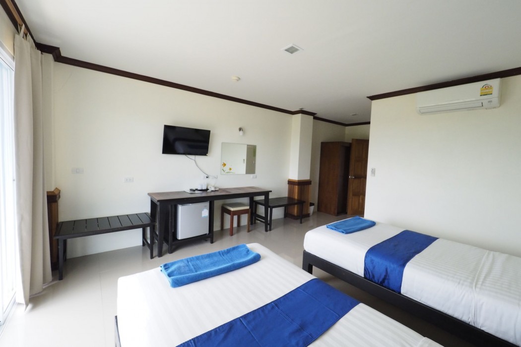 sea mountain khanom hotel