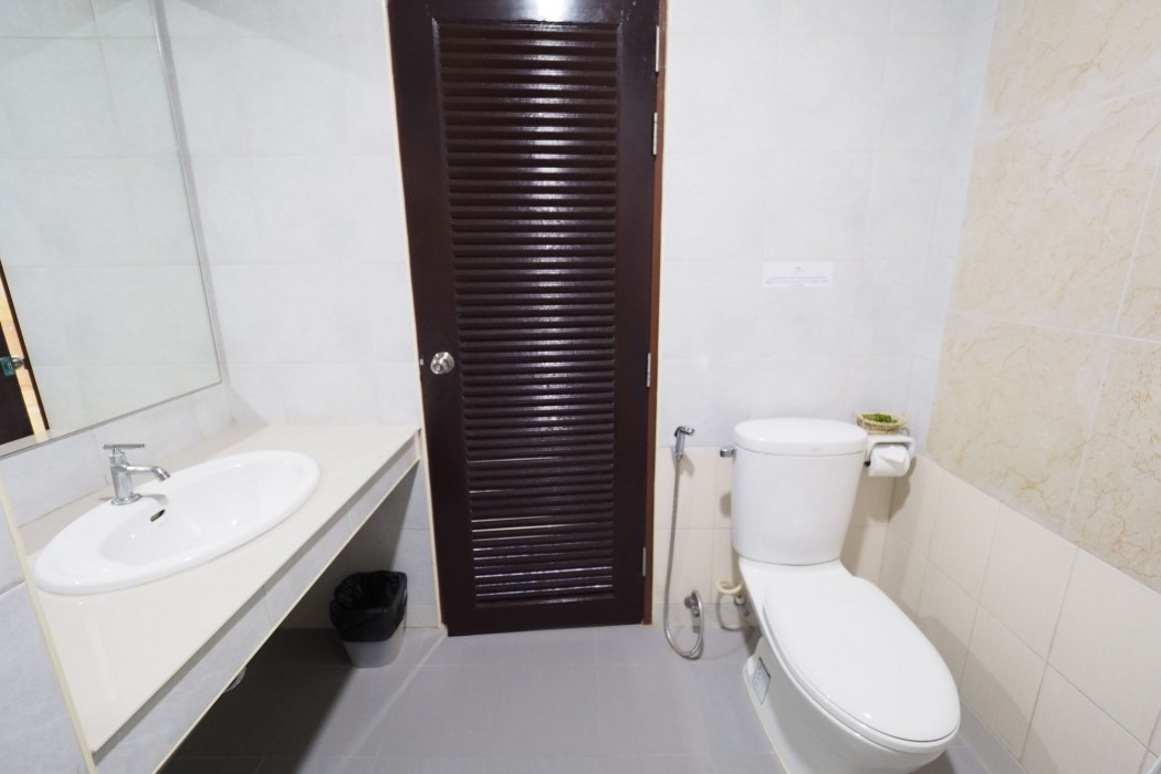 sea mountain khanom hotel