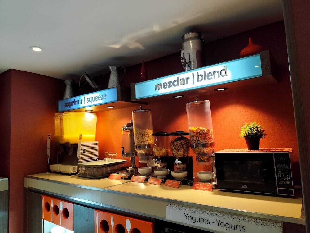 hampton by hilton bogota usaquen