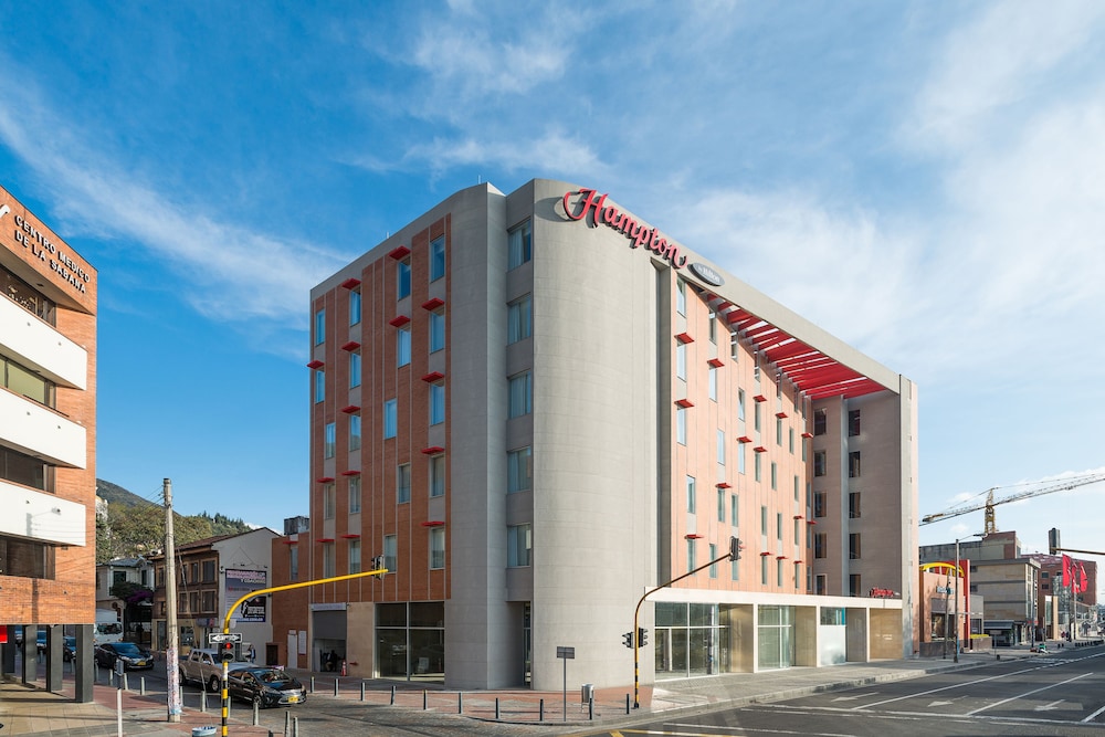 hampton by hilton bogota usaquen