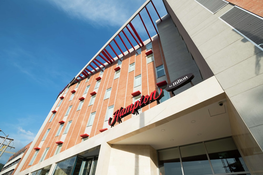 hampton by hilton bogota usaquen