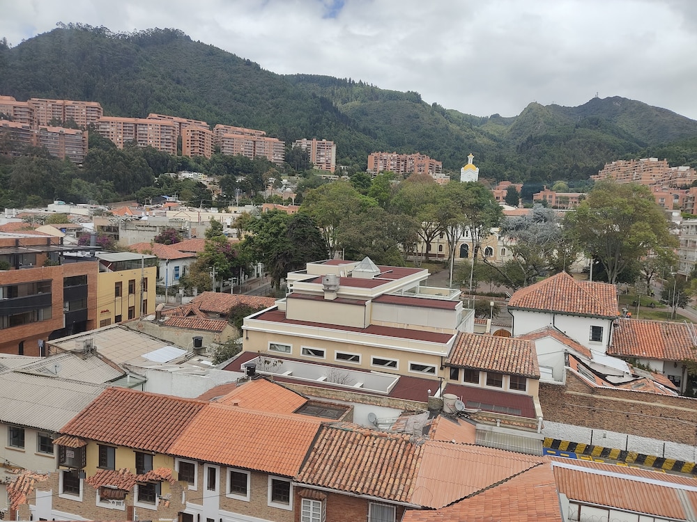 hampton by hilton bogota usaquen