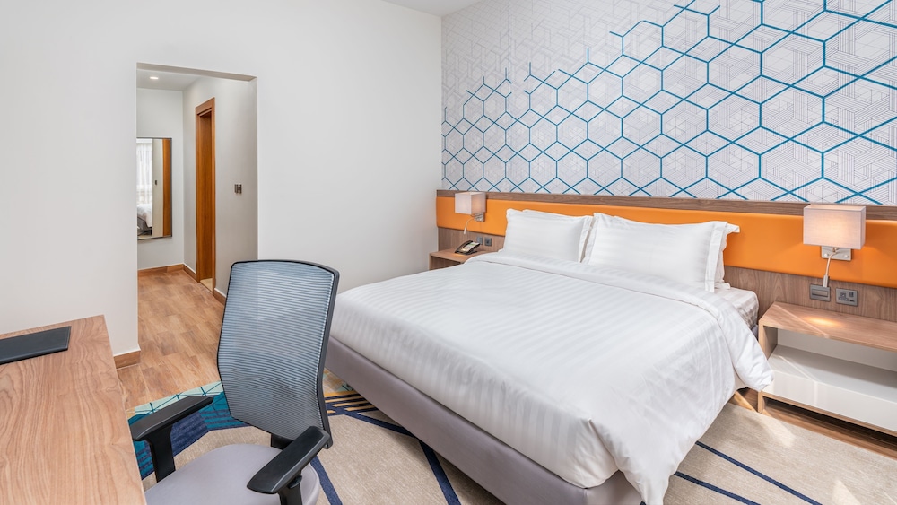 holiday inn tabuk by ihg