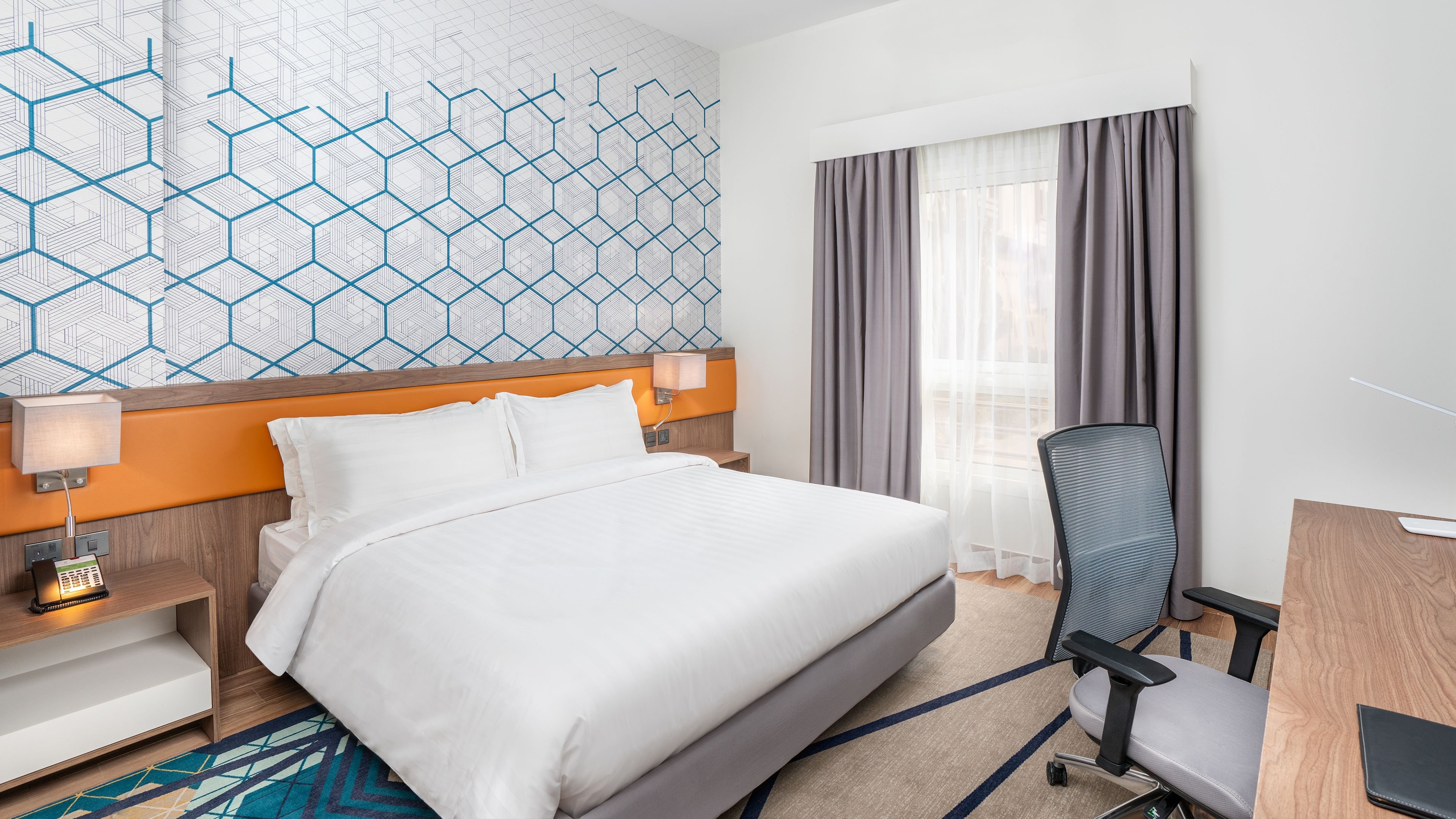 holiday inn tabuk by ihg
