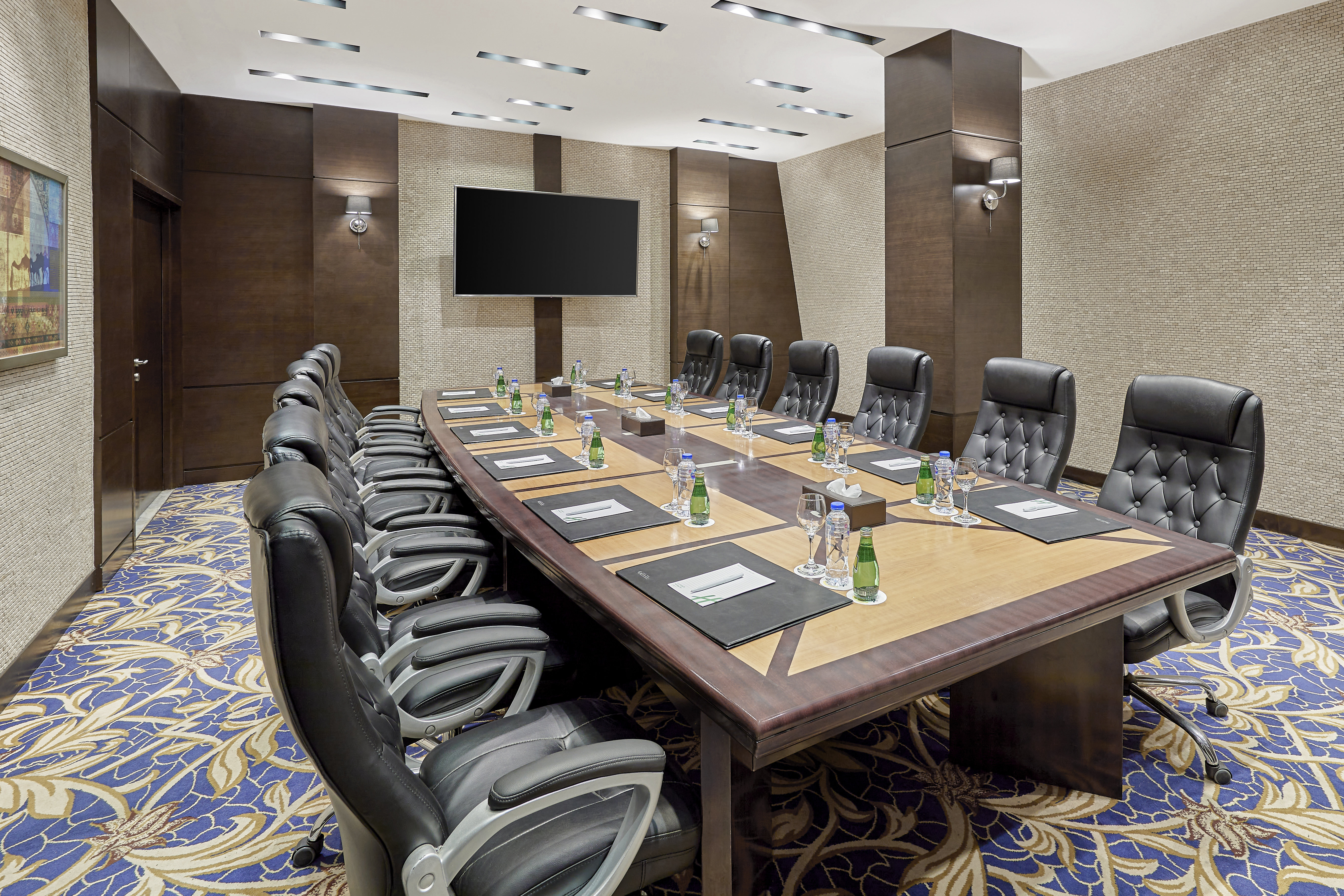 holiday inn tabuk by ihg