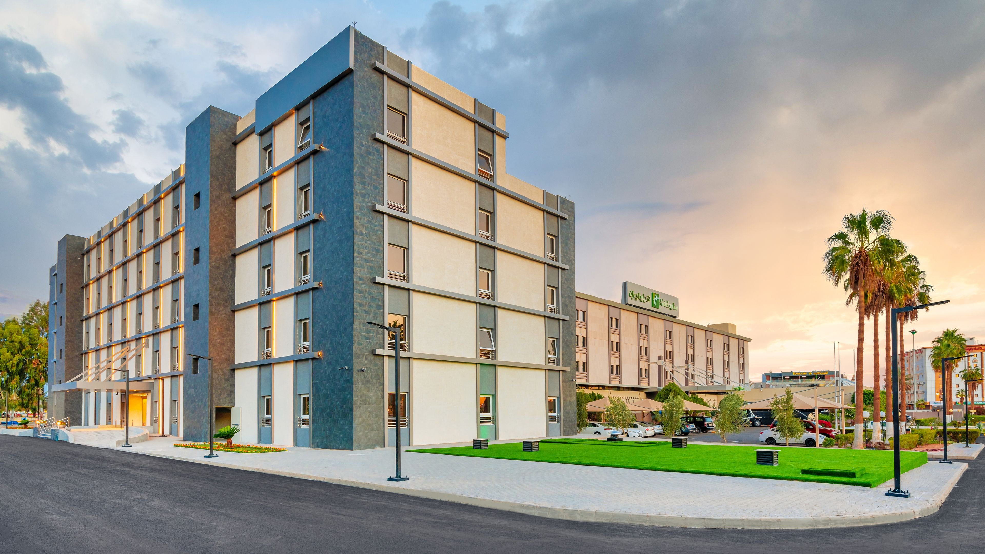holiday inn tabuk by ihg