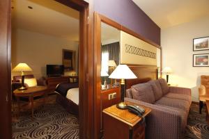 Holiday Inn Tabuk By Ihg,Western Province>>Tabuk,4 star