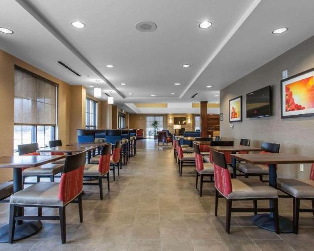 comfort suites youngstown north