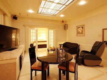 hotel fine rokko kita ichibanchi adult only
