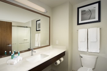 Holiday Inn Express & Suites Bay City By Ihg,Matagorda>>Bay City,3 star
