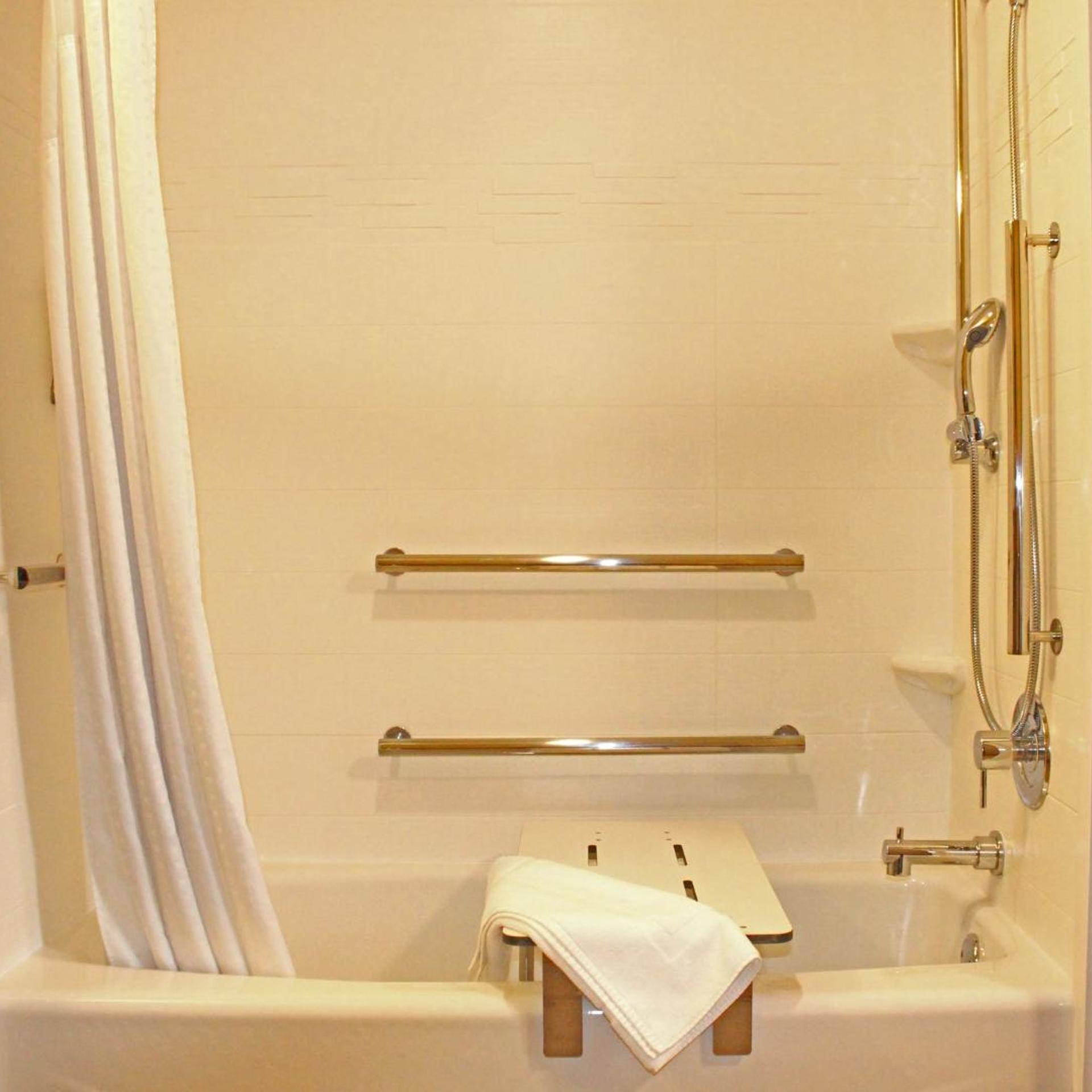 holiday inn express and suites bakersfield airport by ihg