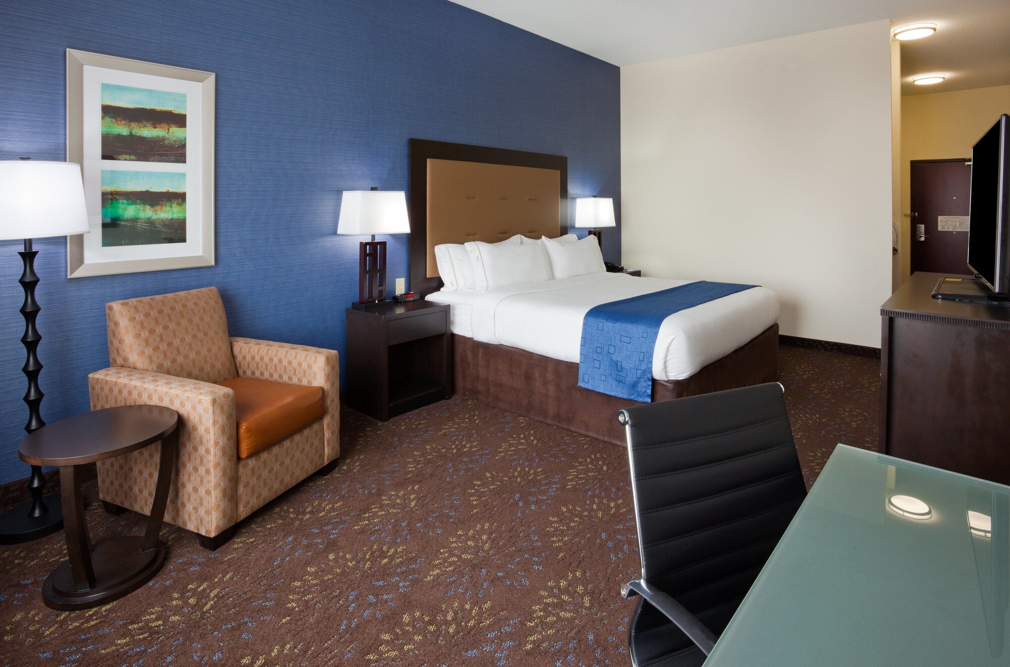 holiday inn express and suites davenport by ihg