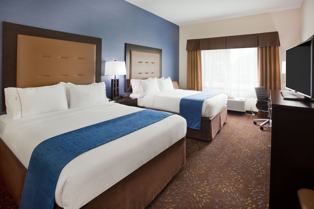 holiday inn express and suites davenport by ihg
