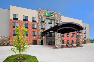 holiday inn express and suites davenport by ihg