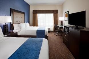 holiday inn express and suites davenport by ihg